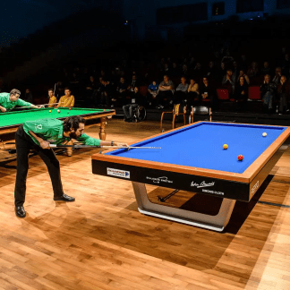 table de billard de compétition