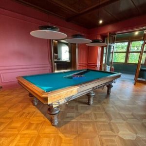 Billard snooker tradition 2m80 en Noyer de France massif