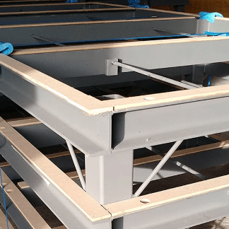 Structures métallique pour billards
